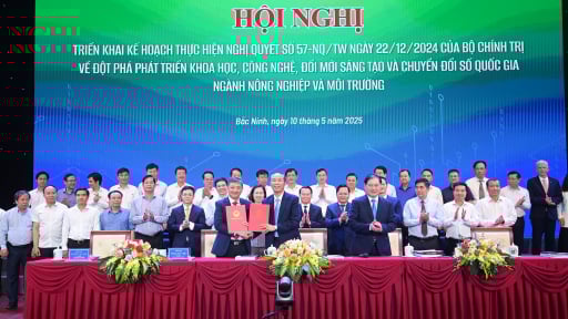 Bộ Nông nghiệp và Môi trường ký loạt thỏa thuận về khoa học công nghệ