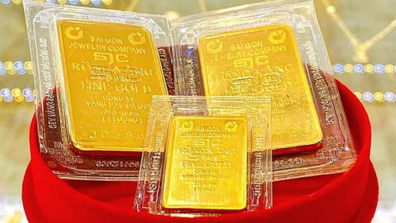 Giá vàng hôm nay 1/5/2025: Thế giới đang 'lao dốc'