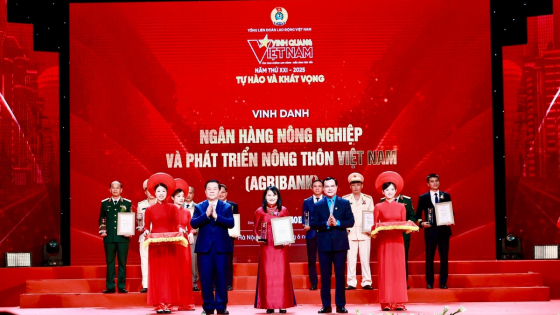Agribank được vinh danh tại Chương trình 'Vinh Quang Việt Nam' 2025