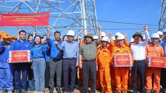 Thủ tướng yêu cầu ngày 19/8 hoàn thành đường dây 500kV Lào Cai - Vĩnh Yên