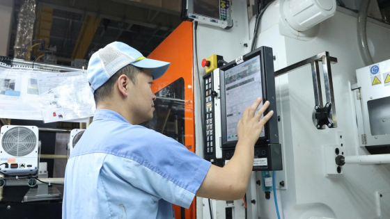 Doanh nghiệp 'chật vật' tìm người phù hợp, người trẻ vẫn loay hoay