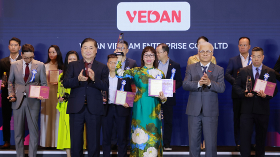 Vedan Việt Nam đón nhận giải thưởng Rồng Vàng 2025