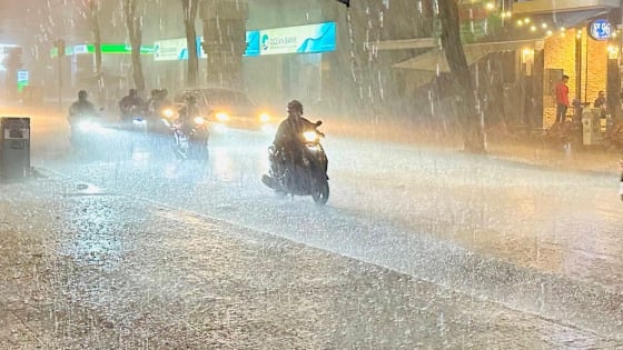 Thời tiết nông vụ ngày 1/7/2025: Mưa lớn tiếp diễn ở nhiều nơi