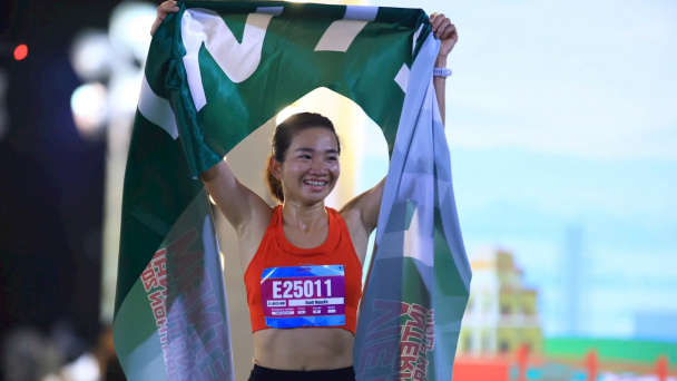 Chân chạy Nguyễn Thị Oanh có ngôi vô địch đầu tiên trong năm 2026