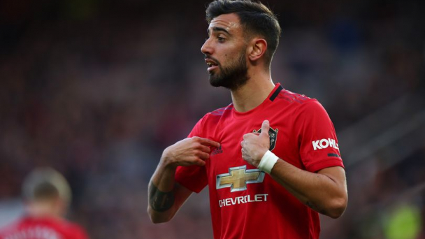 FIFA điều tra tân binh Man Utd