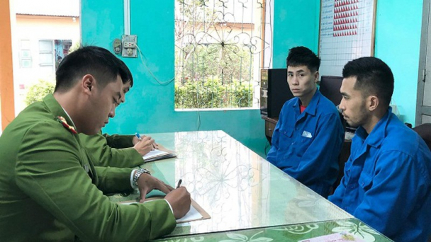 Bắt khẩn cấp 2 đối tượng dùng ‘xế hộp’ đi trộm liên tỉnh