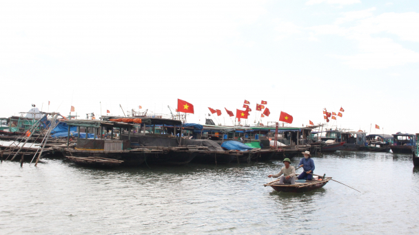 Quảng Ninh: Ngư dân được trang bị kiến thức pháp luật để vươn khơi