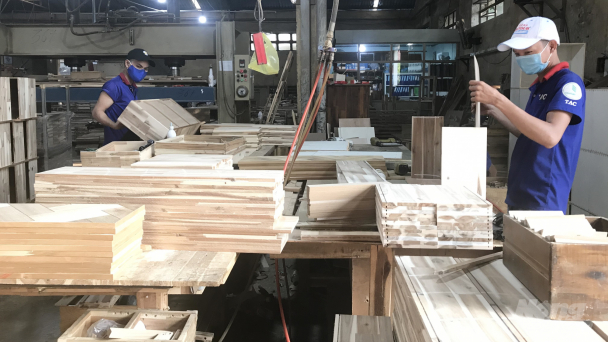 Vui buồn xuất khẩu gỗ đầu năm 2021