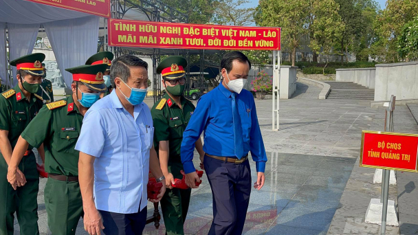 Truy điệu, an táng 24 hài cốt liệt sĩ quân tình nguyện hi sinh tại Lào