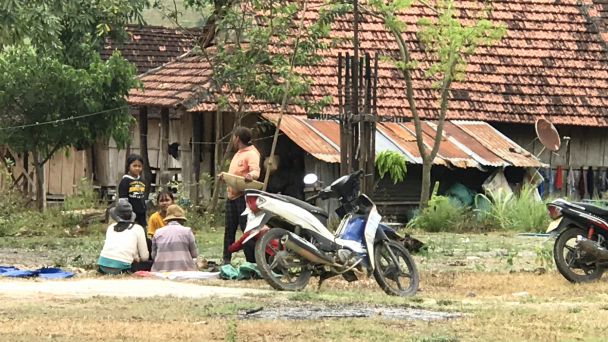 [Bài 2] Thủy điện làm xáo trộn đời sống người dân