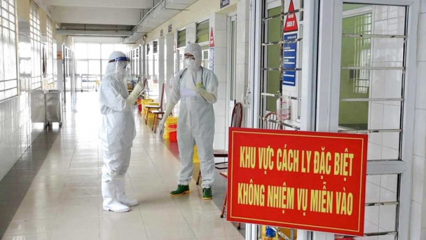 Đêm dài cách ly và những số phận mong manh