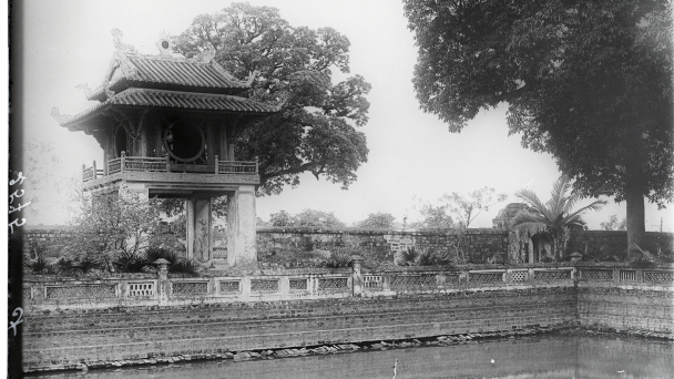 Văn Miếu, 1924: ‘Bia còn mà đình mất’
