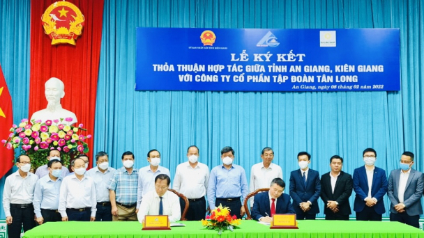 Tập đoàn Tân Long liên kết sản xuất, tiêu thụ lúa gạo
