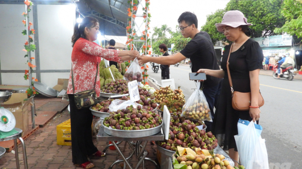 Tưng bừng Lễ hội 'Lái Thiêu mùa trái chín' chào hè 2023