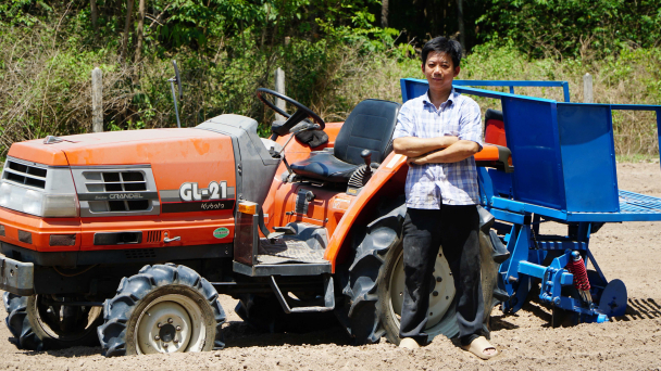 Chiếc máy mỗi giờ trồng được 5ha sắn