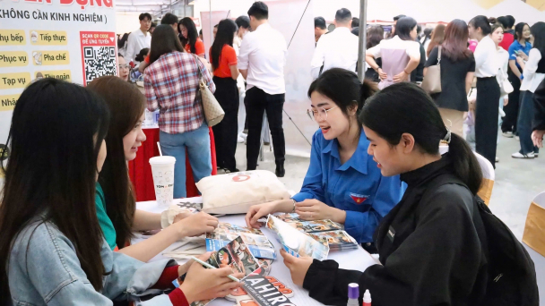 2.000 cơ hội việc làm, thực tập từ ngày hội dành cho sinh viên Hà Nội