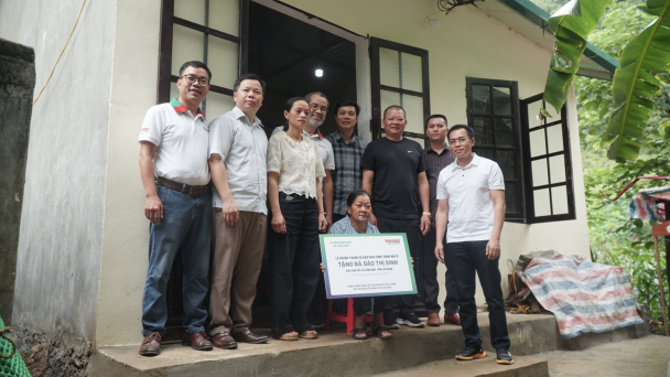 Chung tay xây nhà cho hộ đặc biệt khó khăn ở Cao Bằng