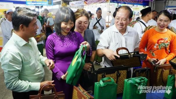 Hơn 300 gian hàng tham gia Ngày hội Du lịch, Ẩm thực, Xúc tiến thương mại