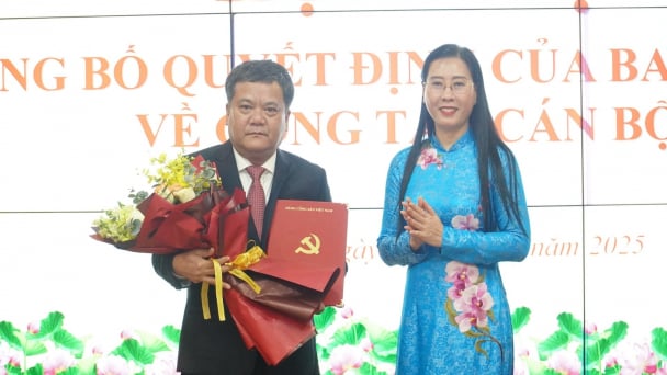 Ông Trần Phong giữ chức Phó Bí thư Tỉnh ủy Khánh Hòa