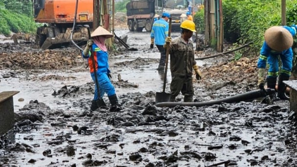 Hà Nội khắc phục cơ bản sự cố tràn bùn thải tại bãi rác Nam Sơn