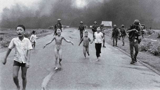 World Press Photo đình chỉ quyền tác giả của bức ảnh ‘Em bé Napalm’