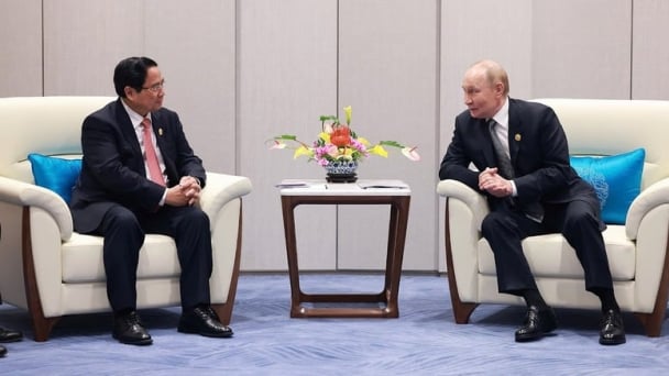 Thủ tướng Phạm Minh Chính gặp Tổng thống Putin