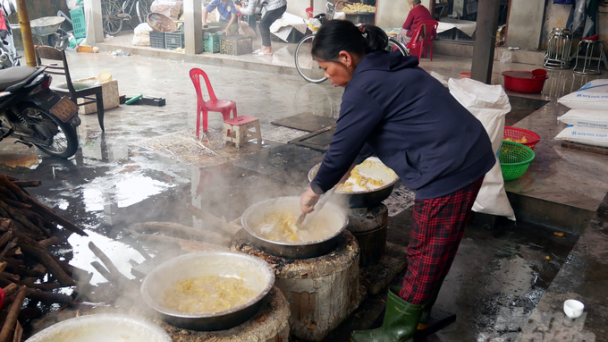 Làng nghề mứt gừng 200 năm tuổi nức tiếng xứ Huế vào vụ Tết