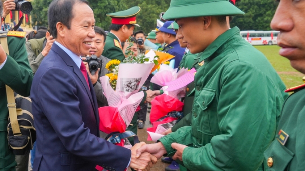 144 công dân Hải Phòng viết đơn tình nguyện nhập ngũ