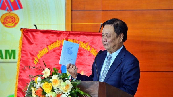 Bộ trưởng Lê Minh Hoan: Gia đình NAFI cùng 'làm giàu' cho 100 triệu dân