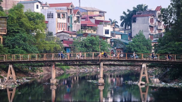 Bộ TN-MT phản hồi về đề xuất dẫn nước sông Hồng cải tạo sông Tô Lịch