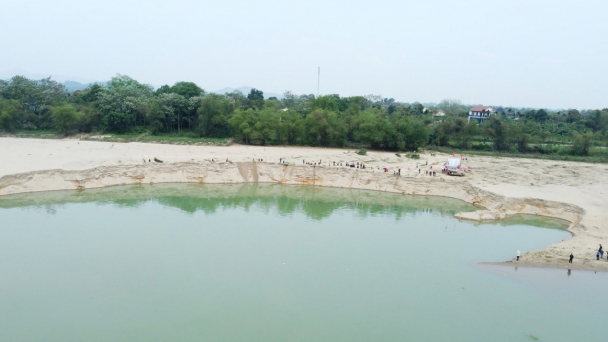 Yêu cầu doanh nghiệp tại Thanh Chương giảm 2 ha diện tích khai thác cát