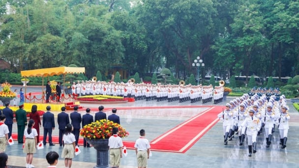Thủ tướng Phạm Minh Chính chủ trì Lễ đón Thủ tướng Nhật Bản Ishiba Shigeru
