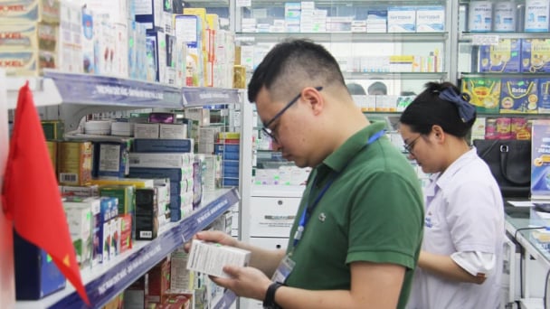 Xử phạt 3 cơ sở vi phạm quy định kinh doanh thuốc, thực phẩm