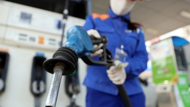 Giá xăng dầu hôm nay 8/5/2025: Vẫn biến động trái chiều