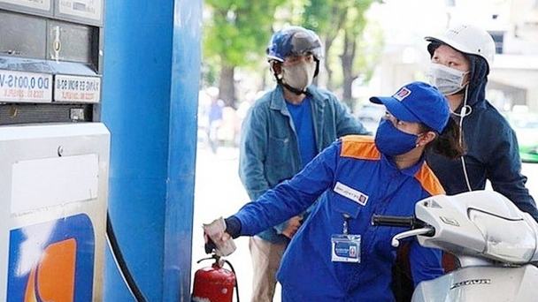 Giá xăng dầu hôm nay 10/5/2025: Tiếp tục đà tăng