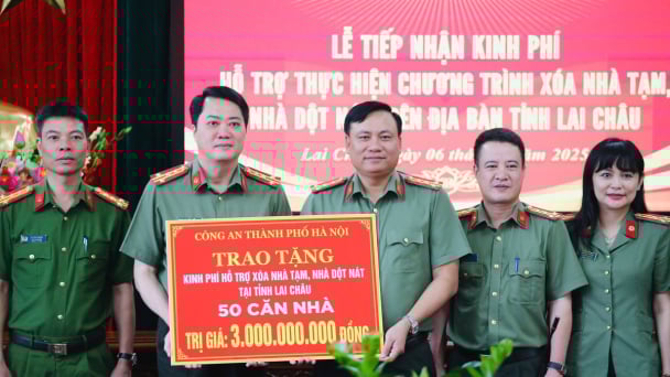 Công an TP Hà Nội hỗ trợ tỉnh Lai Châu 'xóa nhà tạm, nhà dột nát'