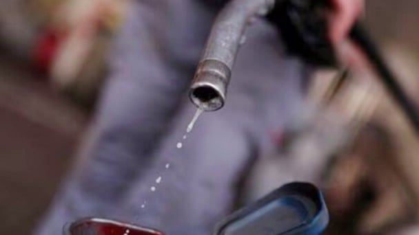 Giá xăng dầu hôm nay 13/6/2025: Thế giới bật tăng mạnh