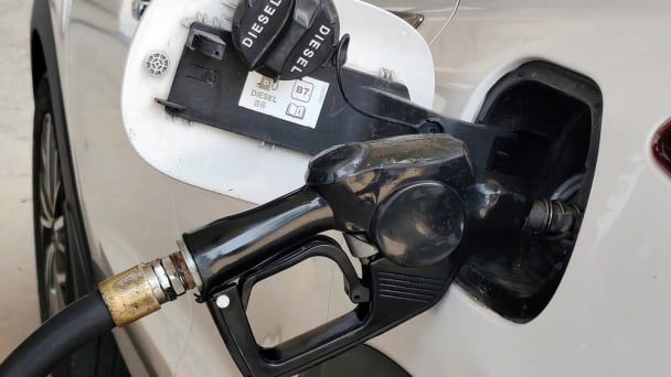 Giá xăng dầu hôm nay 14/6/2025: Tiếp tục tăng nóng