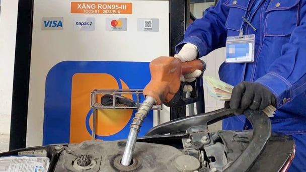 Giá xăng dầu hôm nay 25/6/2025: Biến động mạnh