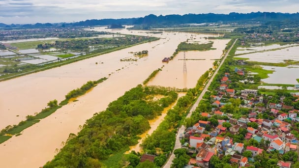 Ninh Bình đề xuất xóa vùng phân lũ sông Hoàng Long