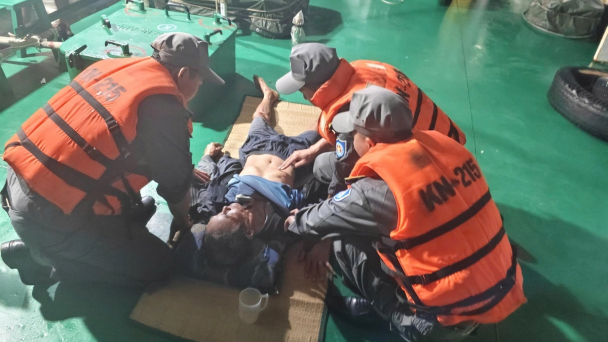 Kịp thời cứu sống ngư dân An Giang bị nạn ở vùng biển phía Nam