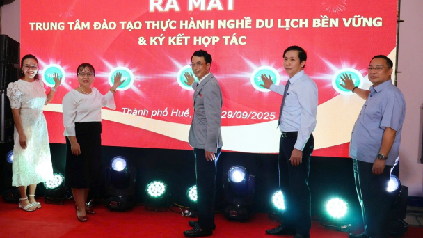 TP Huế: Đào tạo nghề du lịch bền vững, bảo vệ môi trường