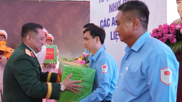 Xuất quân tìm kiếm 825 mộ liệt sĩ tại Campuchia