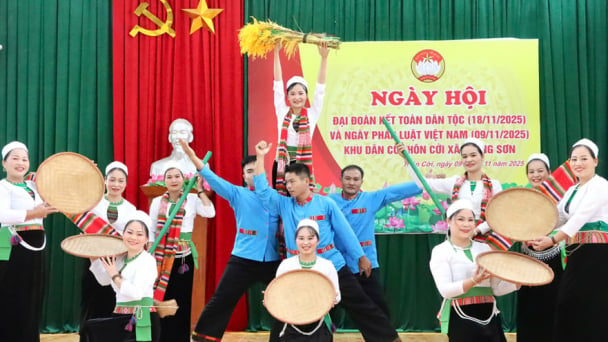 Lương Sơn (Phú Thọ): Khơi dậy sức mạnh đại đoàn kết Ngày hội thôn Cời