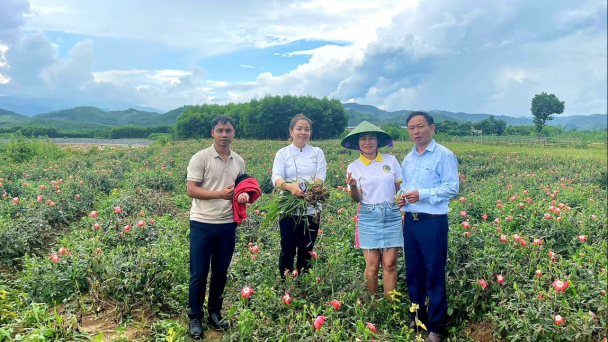 Tiếp cận thông tin kịp thời, nông dân xứ Huế thoát nghèo