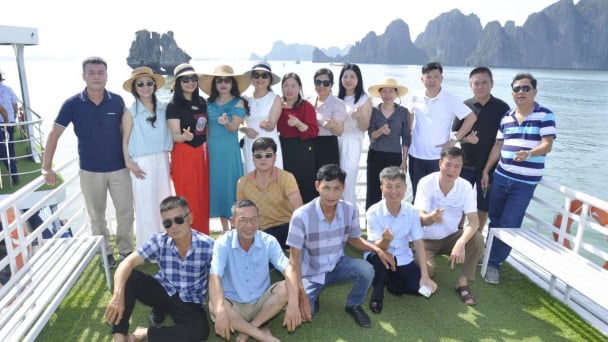 Tín hiệu mùa du lịch biển bội thu