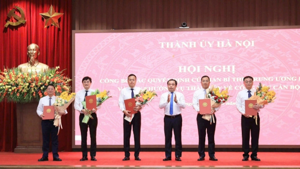 Hà Nội điều động, bổ nhiệm loạt lãnh đạo Sở, phường, xã