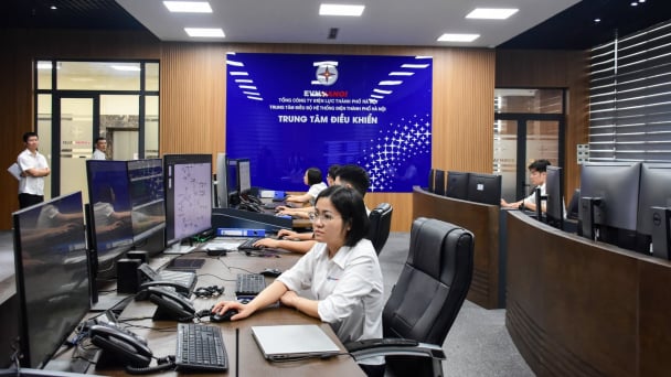 Nắng nóng kéo dài, EVNHANOI tăng cường bảo đảm cung ứng điện