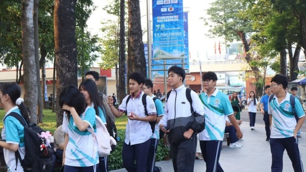 Đề thi lớp 10 tại TP. HCM được bàn giao sớm hơn thường lệ