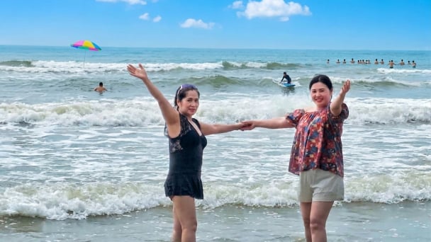 Du lịch biển hứa hẹn mùa vui